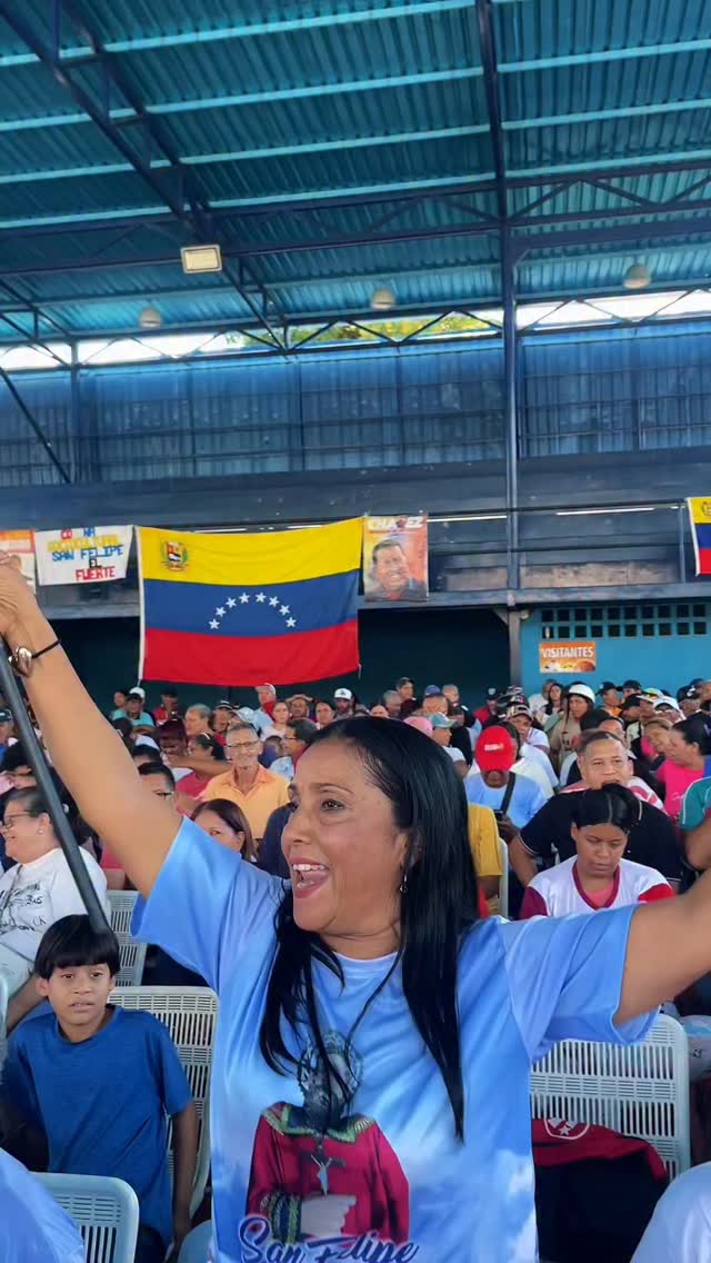 COMUNA O NADA..!!!

Nuestras 112 comunas del Estado Yaracuy trabajan de manera organizada de cara a...