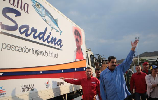 Caravana de la Sardina distribuir 48 toneladas de prote na al pueblo